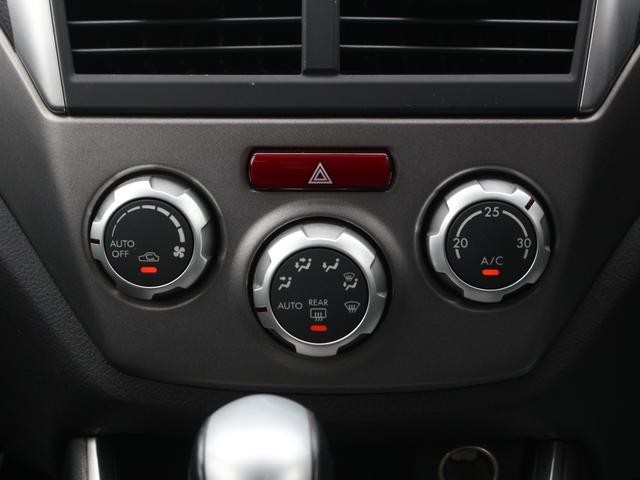 0520046A30260822W00214.jpg