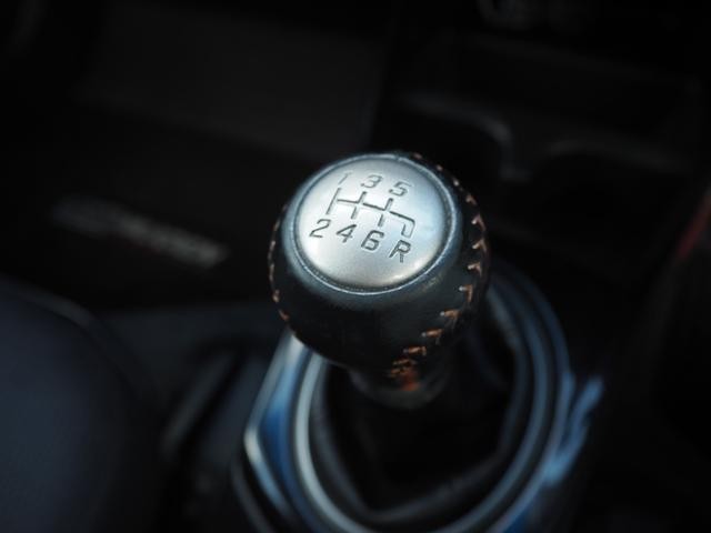 1201125A30261003W00102.jpg