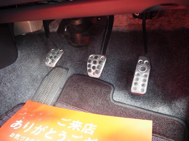 1201125A30261003W00116.jpg