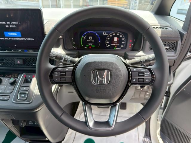 0560808A30260720W00211.jpg
