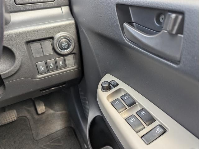 1001990A30260918W00109.jpg