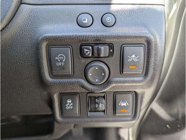 1001990A30260918W00209.jpg