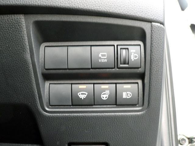 0302201A30260912W00203.jpg