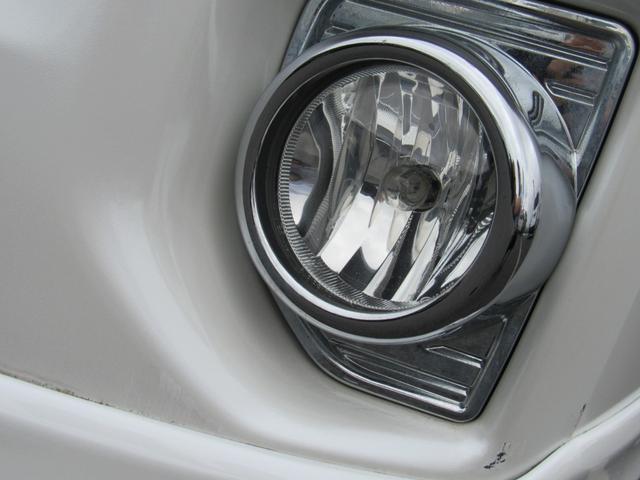 0505254A30260622W00114.jpg
