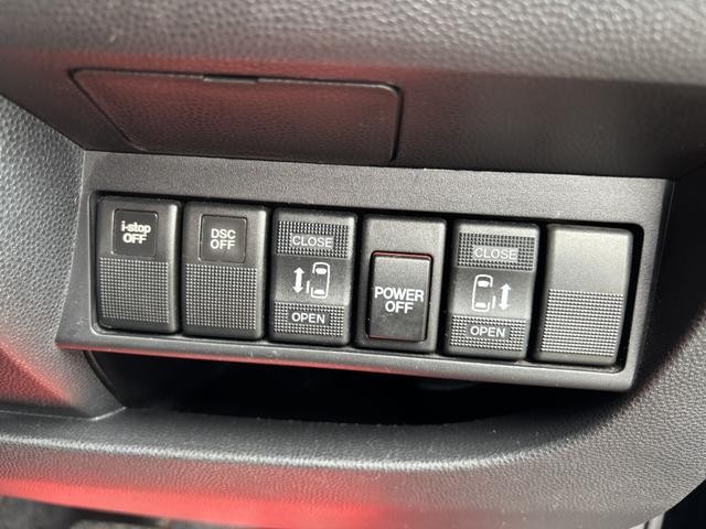 0520020A30261002W00213.jpg