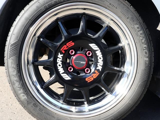 0302201A30260918W00105.jpg