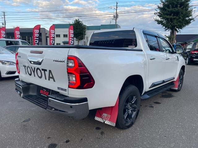 0303681A30261007W00208.jpg