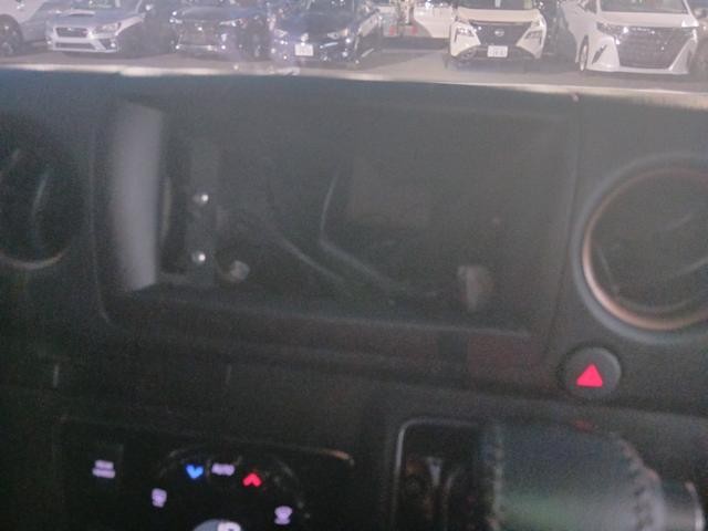 0520270A30260826W01402.jpg