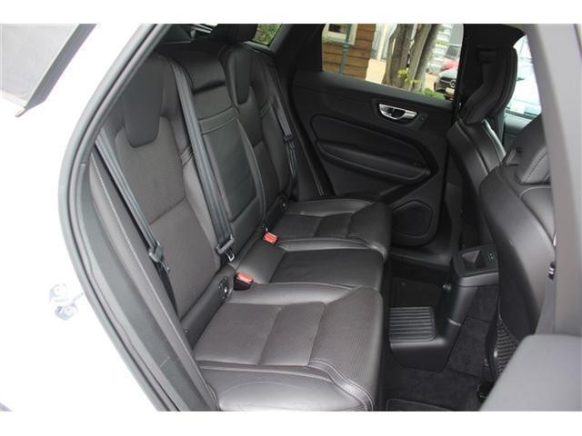 25076616_carP_l_14.jpg