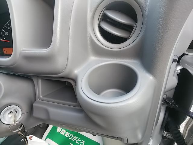 0402227A30260717W00116.jpg