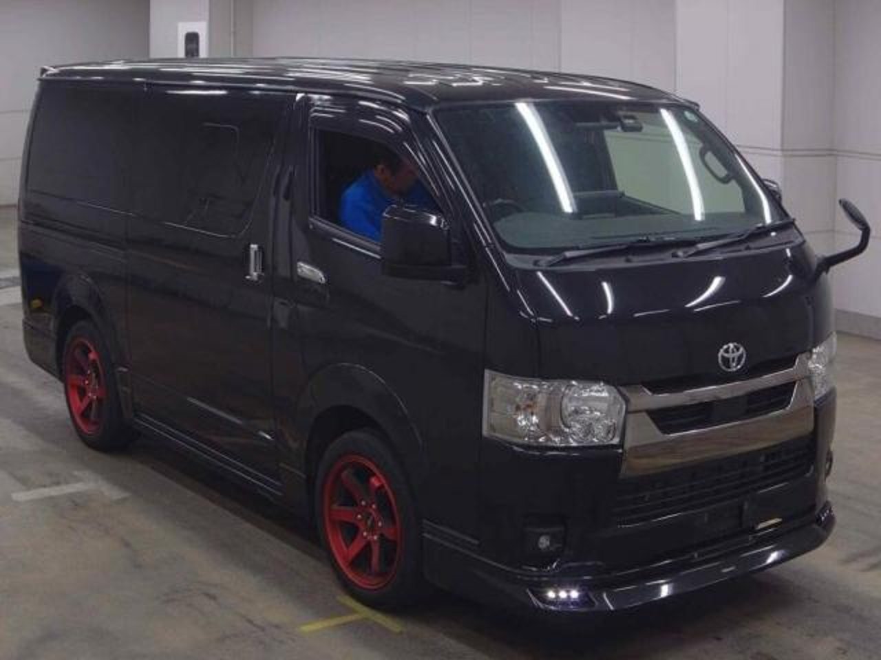 2022 Toyota Hiace, photo 1 of 1