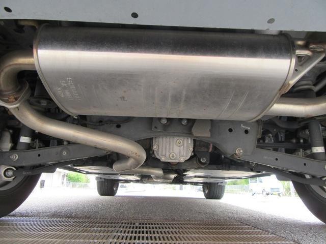 26084651_carP_l_2.jpg