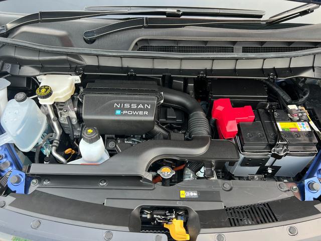0700361A30260512W00117.jpg