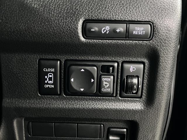 0500075A30261018W00119.jpg