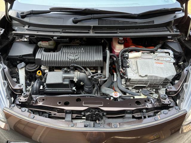 0800026A30260529W00118.jpg
