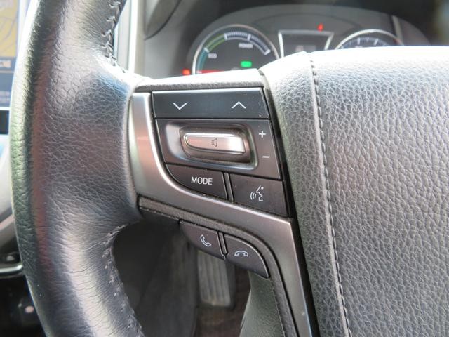 0910073A30260826W00216.jpg