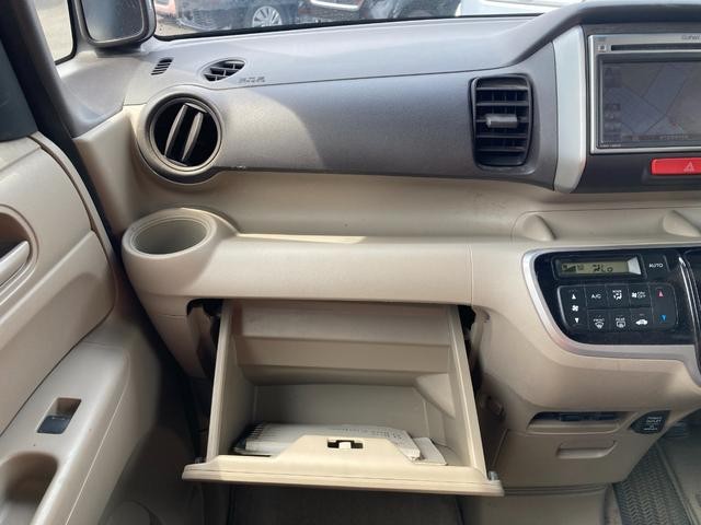 0508012A30260711W00314.jpg