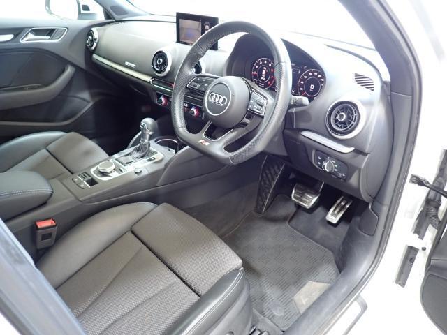24083506_carP_l_15.jpg