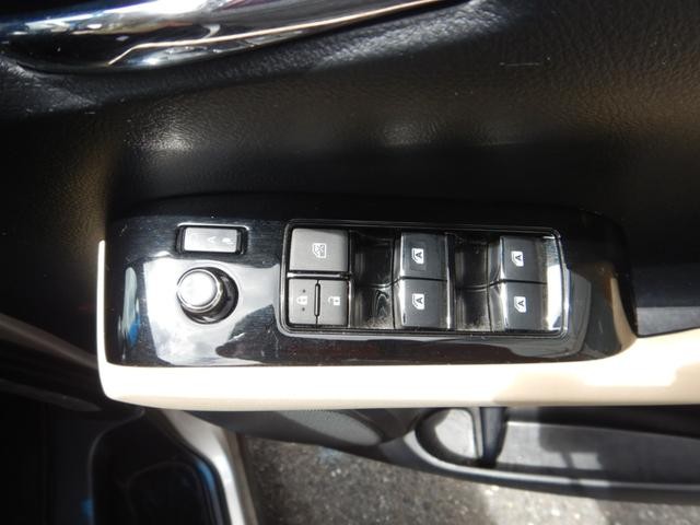 0500113A30260525W00115.jpg