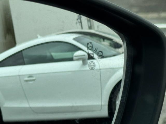 0209345A30260913W00108.jpg
