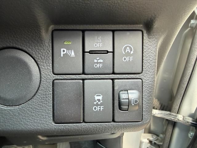 0300353A30260626W00304.jpg