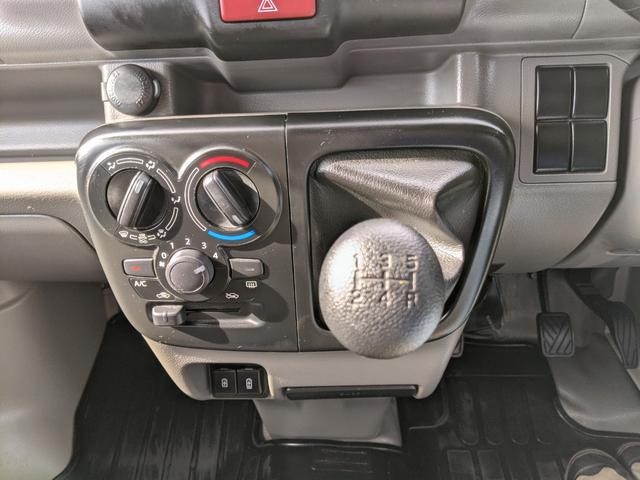 0503486A30261026W00215.jpg