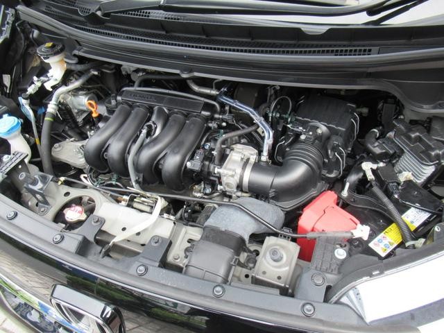 0703310A30260512W00103.jpg