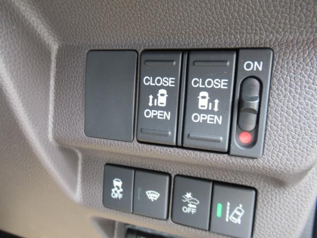0703310A30260512W00104.jpg