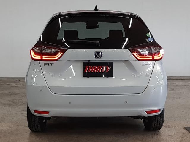 9030429A30260908W00118.jpg