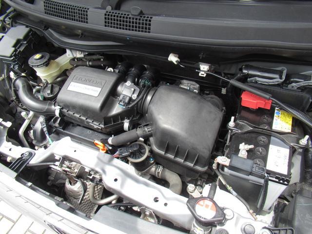 0703310A30260512W00302.jpg