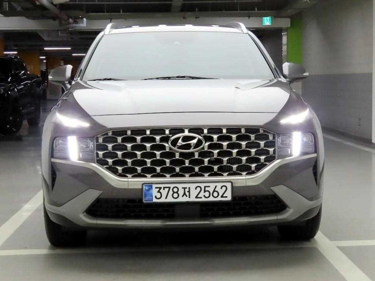 2022 Hyundai Santa, photo 1 of 1