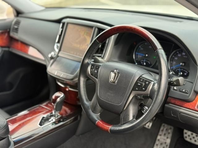 0541619A30260807W00201.jpg