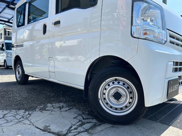 0704322A30260519W00210.jpg