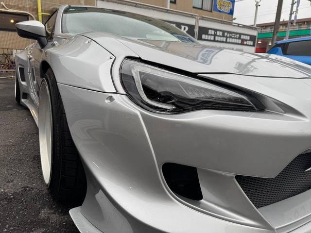 0540499A30260829W00317.jpg
