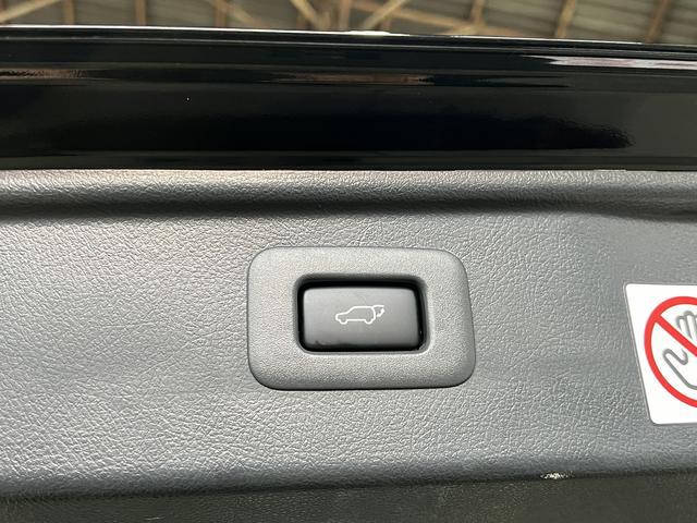 5b890aeff1159fcbd060a3e150260aba.jpg