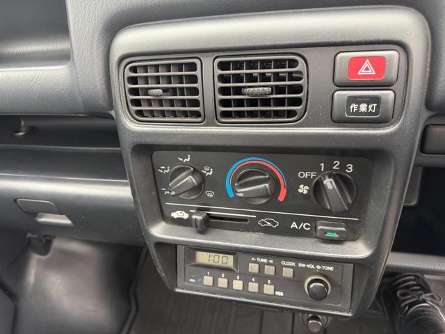 0805007A30261007W00108.jpg