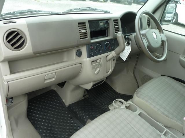 0504287A30260822W00211.jpg