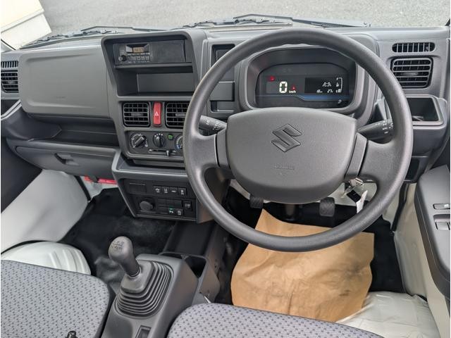 0902447A30260924W00513.jpg
