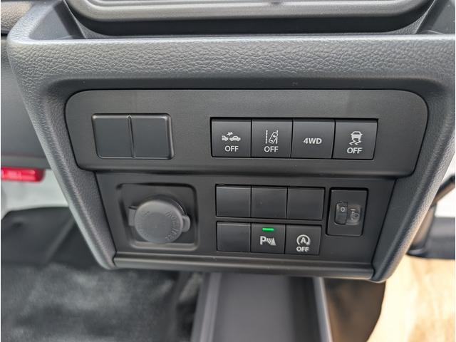 0902447A30260924W00514.jpg