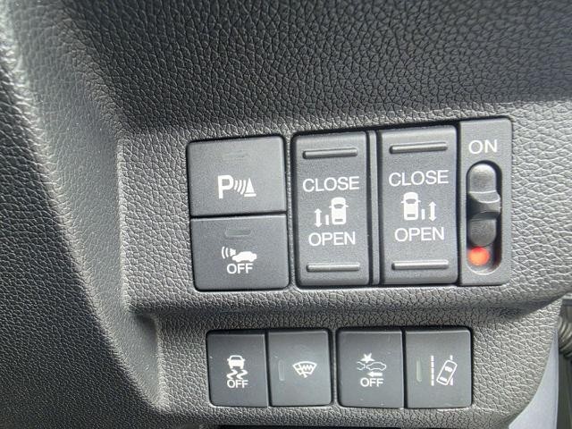 0206696A30260912W00408.jpg