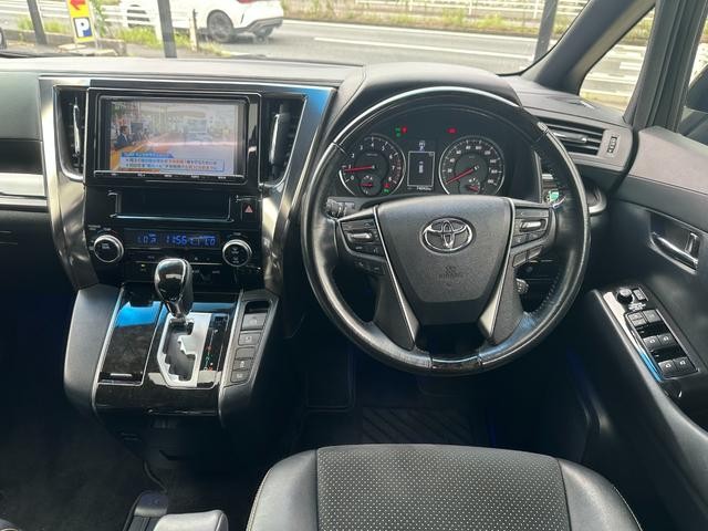 0560617A30260901W00312.jpg