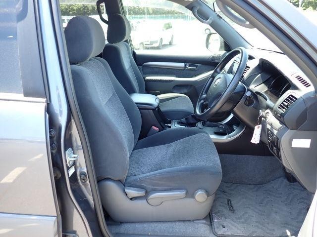 26064412_carP_l_13.jpg
