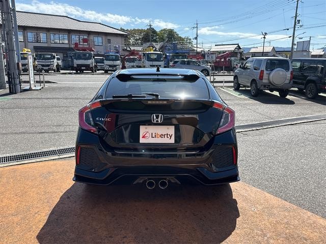 0705929A30261003W00115.jpg