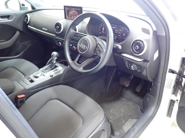 24083568_carP_l_15.jpg