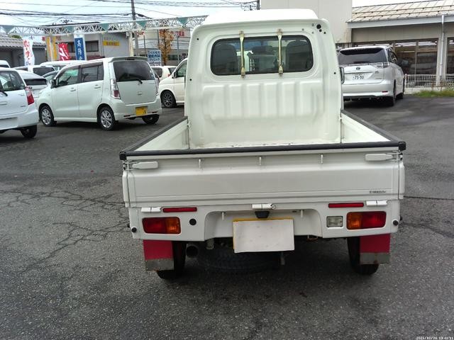 0900963A30261028W00106.jpg