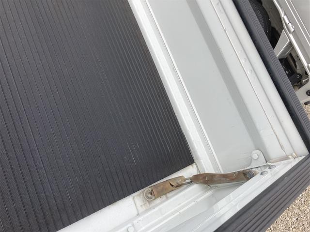 0508503A30261006W00919.jpg