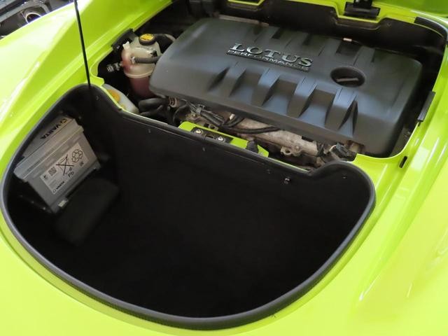 9572455A30260627W00106.jpg