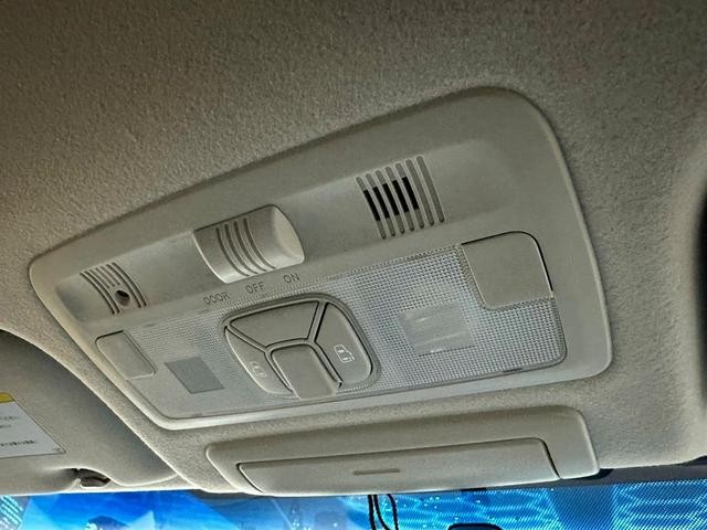 0704881A30261027W00806.jpg