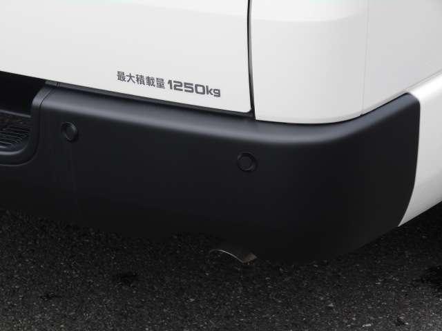 24908817_carP_l_10.jpg