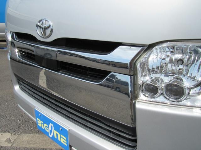 0505254A30260822W00212.jpg